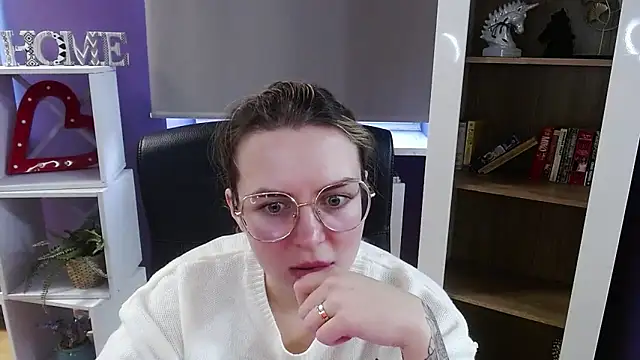 Онлайн чат XXX Zoey_Erotic