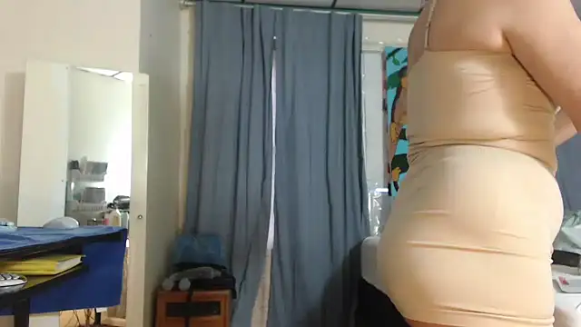 ANALTRAINING2's Live XXX Chat