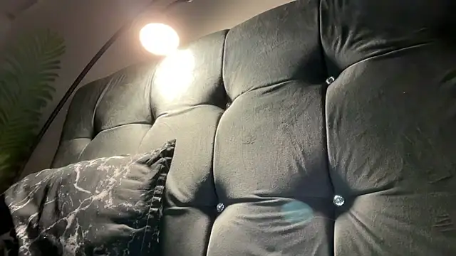 GenesisCastillano's Live XXX Chat