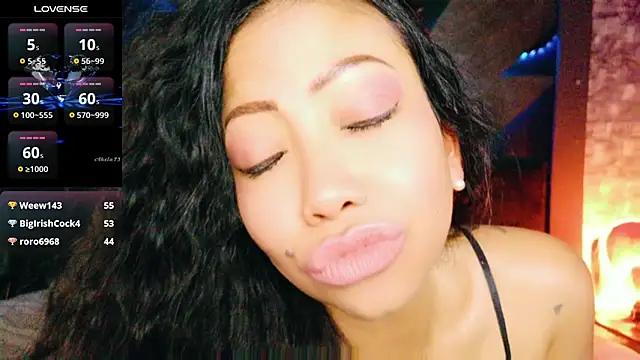 ElyaQuinn Chat XXX live