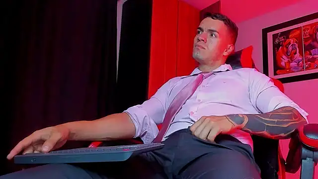 XXX chat uživo modela ALPHA_DOMINUS_