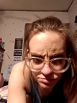 snowbird1117 Adlı Modelin Canlı XXX Sohbeti