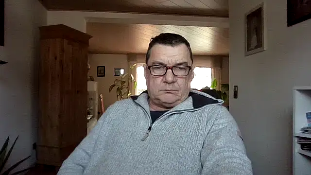 Nobbie444: απευθείας συνομιλία ΧΧΧ