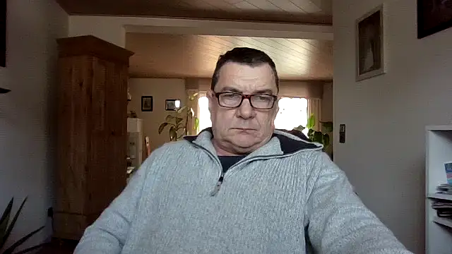 Nobbie444 Live XXX-Chat