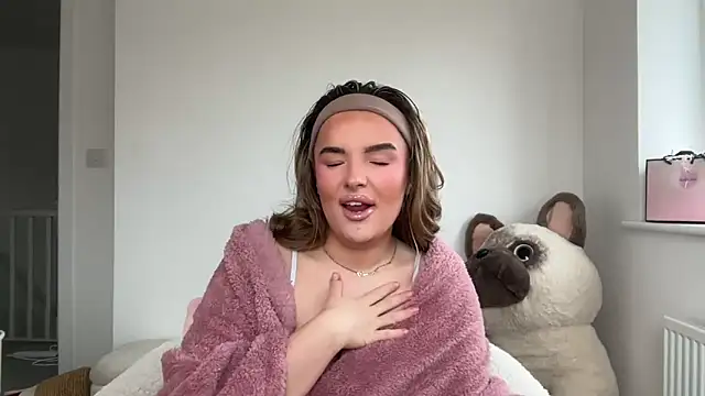 maisiesmithx's Live XXX Chat