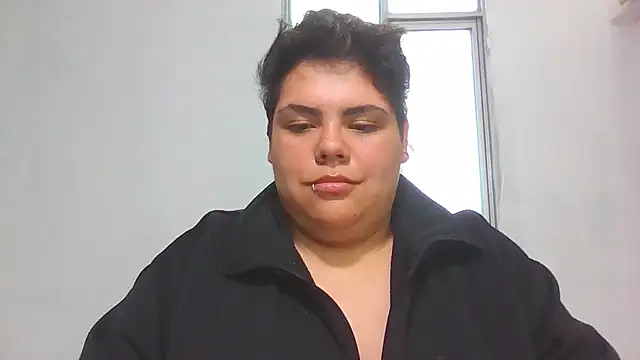 Hailey_Curvy's Webcam Show