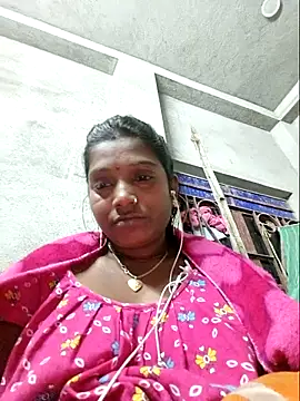 vipmonalisha's Webcam Show