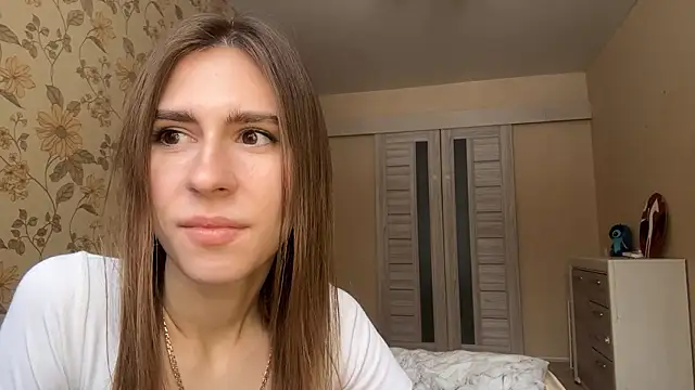 ElsieKuhlmann's Live XXX Chat