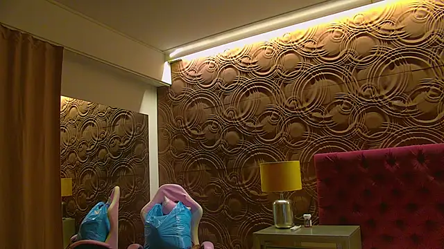 TaniaKaverina Chat XXX live