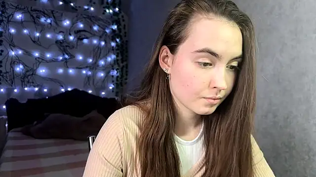 NellieCooper's Webcam Show