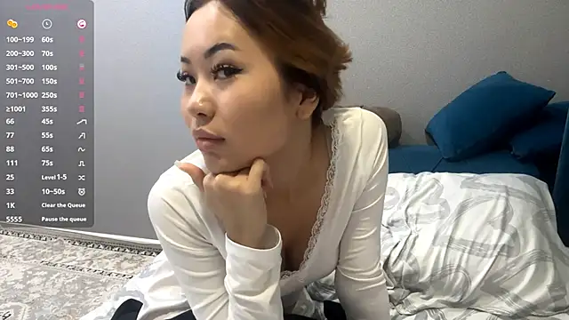 Ur_neighbor_Kira's Live XXX Chat