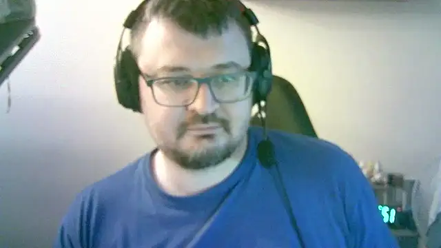 Živý XXX chat SirAbuser