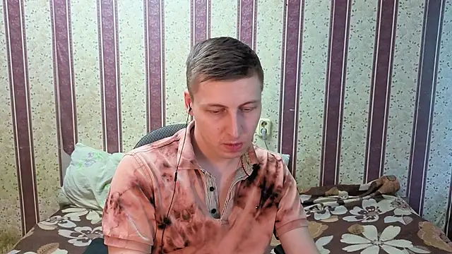 darienlarge's Webcam Show