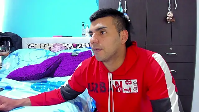 LazyandSniffer28 Webcam-Show