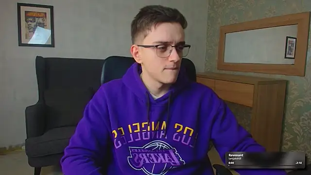 FelixStarkk Adlı Modelin Canlı XXX Sohbeti