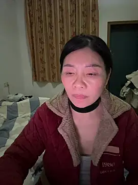 xiiuuff18's Live XXX Chat