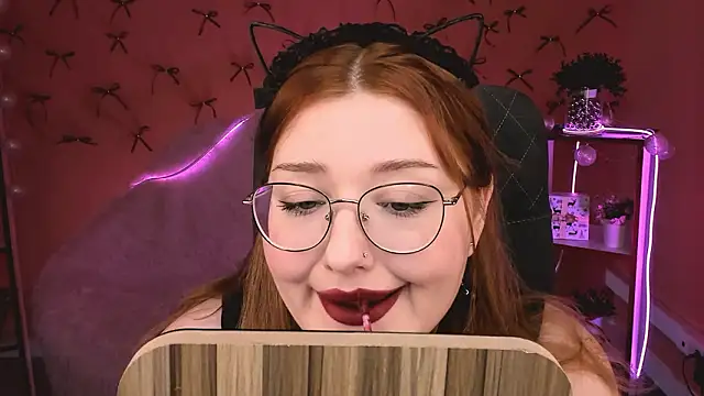 StaceyJensen 现场XXX聊天