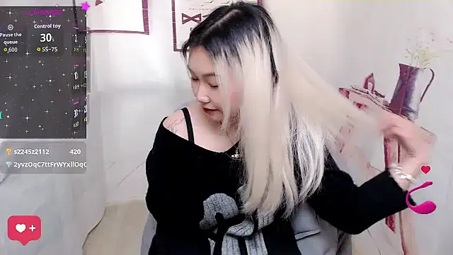 cu003 Adlı Modelin Canlı XXX Sohbeti