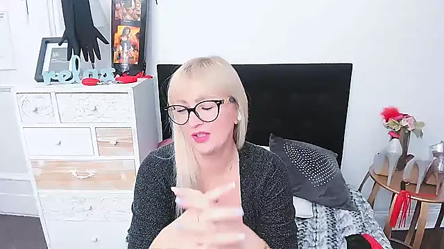 sweetMariina 现场XXX聊天