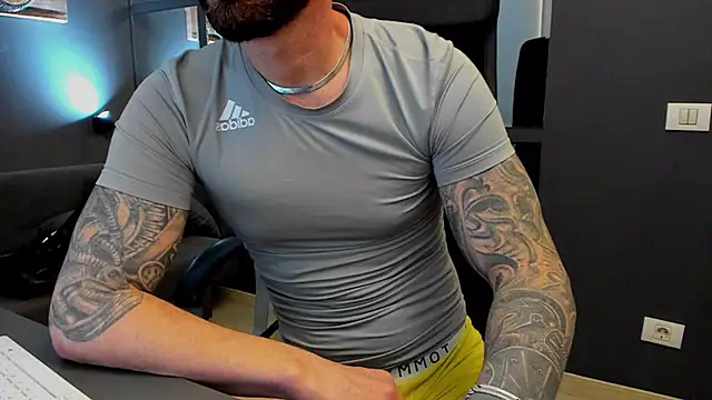 AronGrantのライブXXXチャット