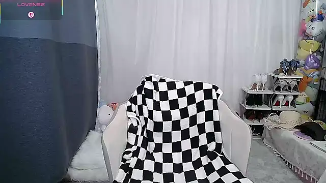 CN-Doudou Chat XXX in diretta