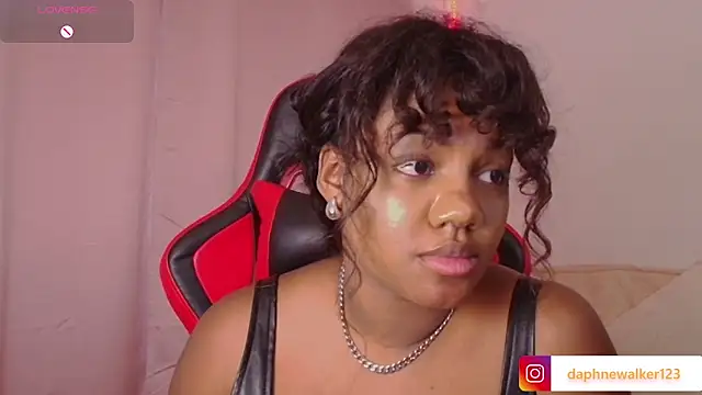 Daphnewalker__ Chat XXX in diretta