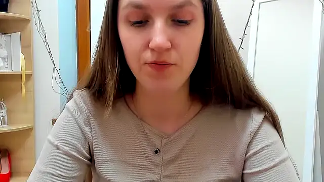 Nesie-Stoun's Webcam Show