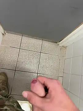 chrisst32's Webcam Show