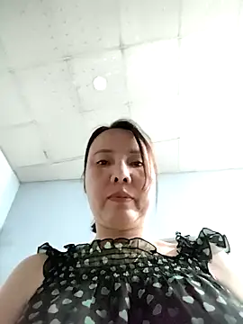 Famrita 网络视讯表演