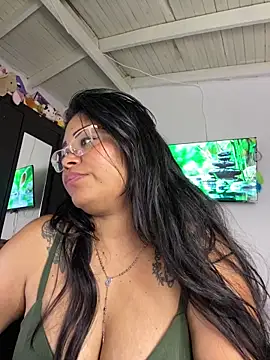 vanessarose_24 现场XXX聊天