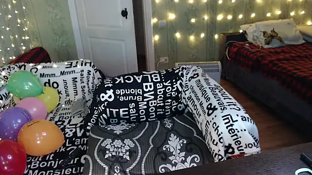 MarleneDietrich's Live XXX Chat