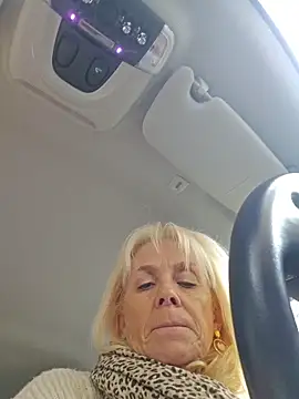 Nathotsexy1n Webbikameraesitys