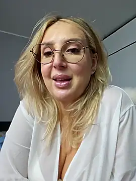 MariaRichi_'s Live XXX Chat