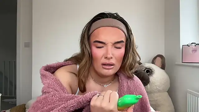 XXX chat uživo modela maisiesmithx