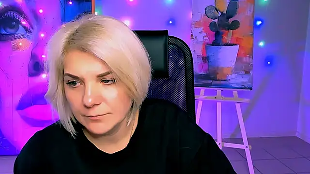 EvaEvals live XXX chat