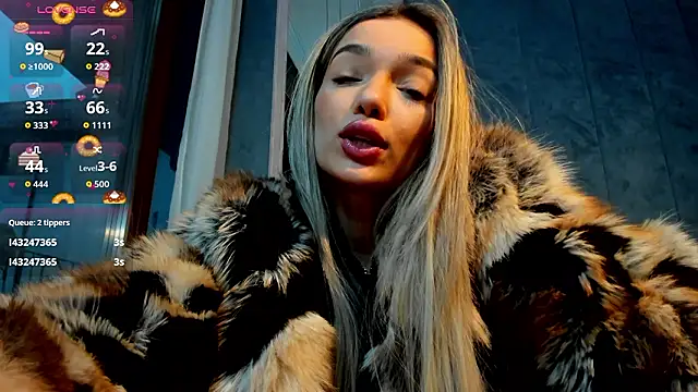 Sassy_Teen Chat XXX live