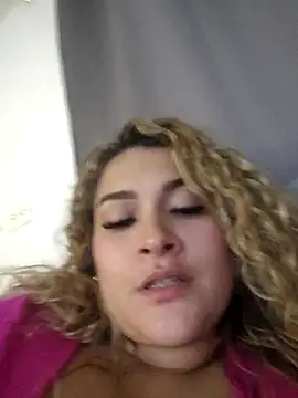 Czat XXX na żywo – Sara_smiiith211