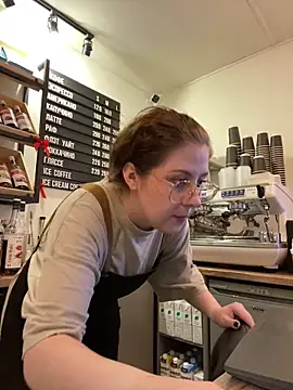 cinnabon_n Live XXX chat