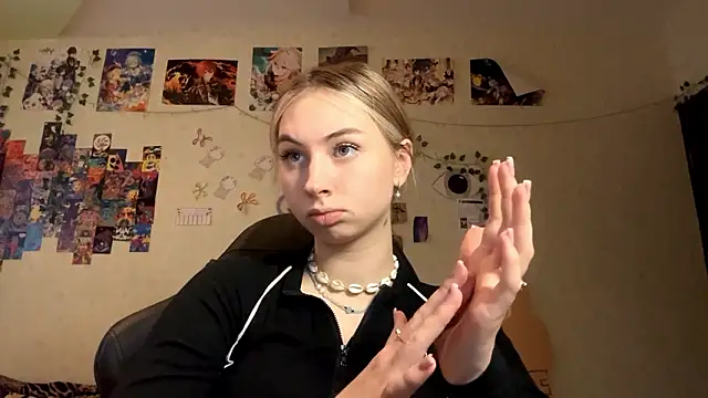 JanelBray's Live XXX Chat