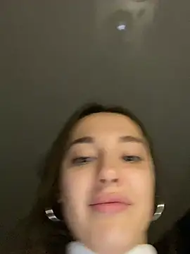 MissCarolinaのライブXXXチャット