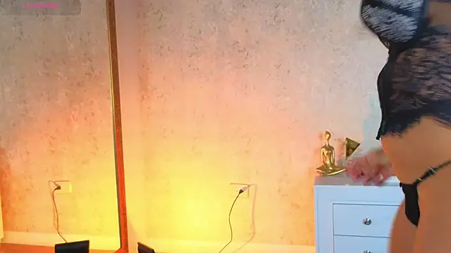 AlessiaLondon Chat XXX in diretta