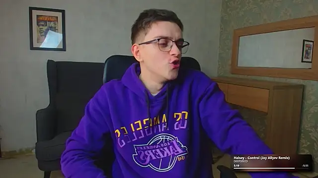 Czat XXX na żywo – FelixStarkk