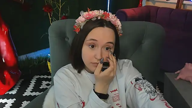 Chat +18 de IreneBailey ao vivo