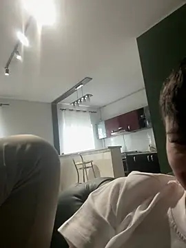 XXX chat uživo modela ravenryx