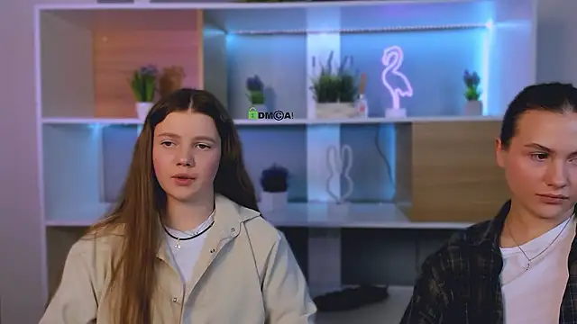 colla_white Chat XXX live