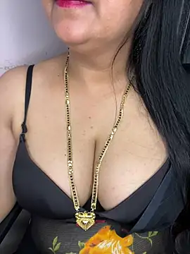 Chat +18 de Notty-HotyBhabhi ao vivo