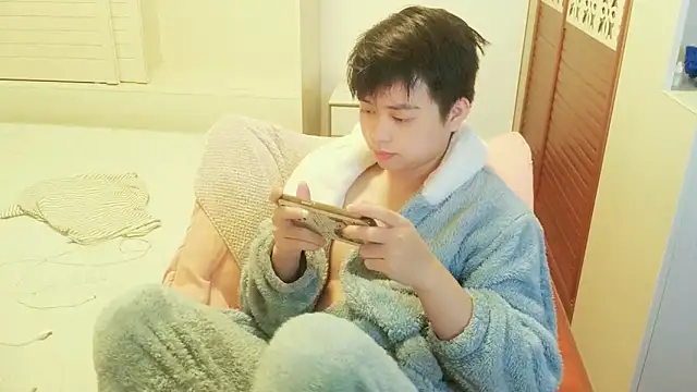 FFFFZ189 Chat XXX live