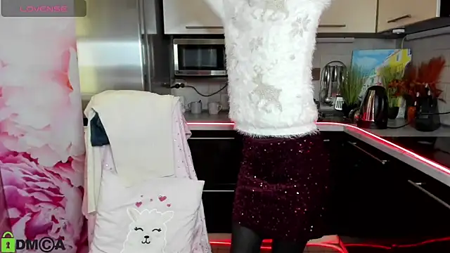 TayanaJons' Live XXX Chat