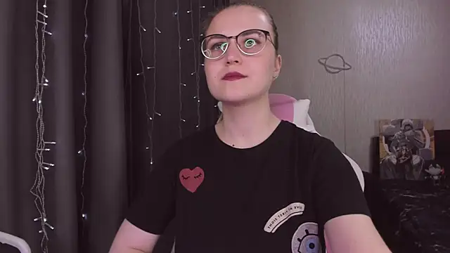 MissBrightShine's Live XXX Chat