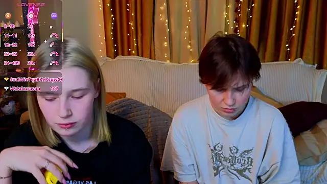 Girls_Fingers' Webcam Show